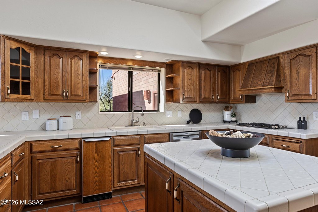 Tucson, Arizona, 85750, United States, 4 Bedrooms Bedrooms, ,3.5 BathroomsBathrooms,Residential,Forsale,2009547