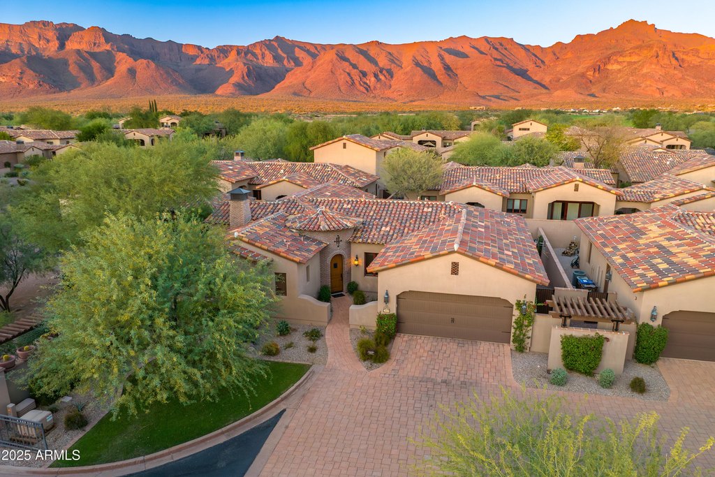 Gold Canyon, Arizona, 85118, United States, 2 Bedrooms Bedrooms, ,2 BathroomsBathrooms,Residential,Forsale,1971061