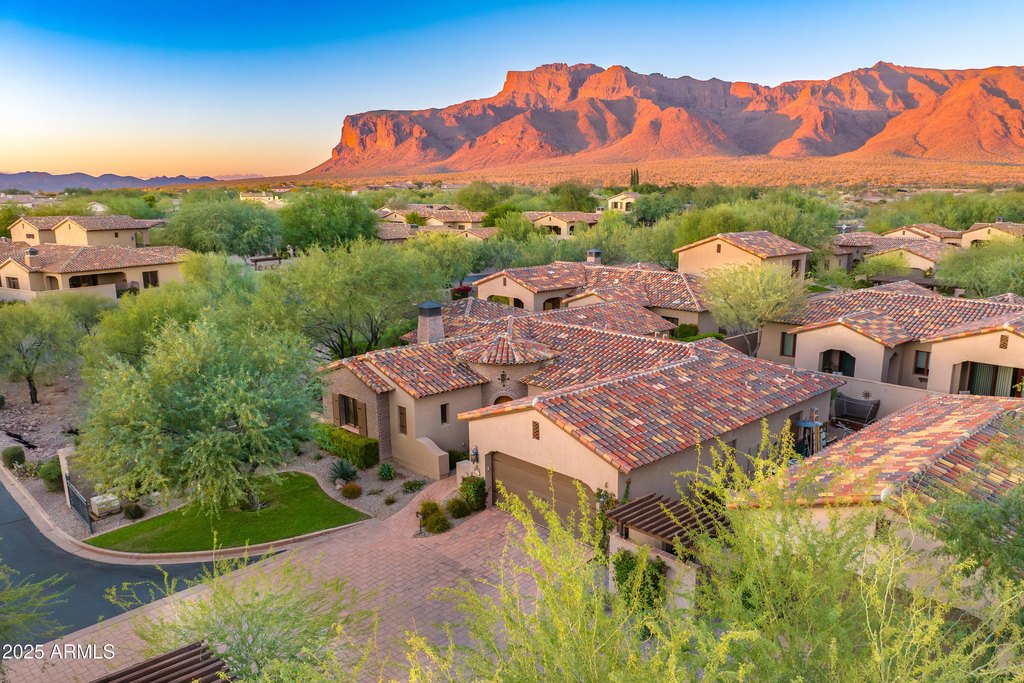 Gold Canyon, Arizona, 85118, United States, 2 Bedrooms Bedrooms, ,2 BathroomsBathrooms,Residential,Forsale,1971061