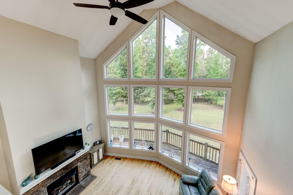 Cohutta, Georgia, 30710, United States, 5 Bedrooms Bedrooms, ,3 BathroomsBathrooms,Residential,Forsale,1963614