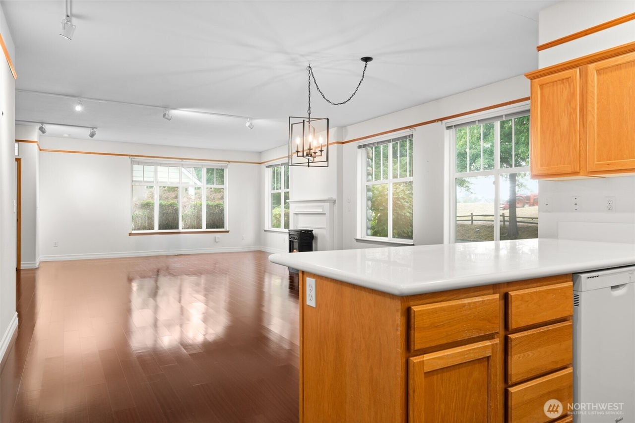 Lynden, Washington, 98264, United States, 3 Bedrooms Bedrooms, ,2 BathroomsBathrooms,Residential,Forsale,1965893