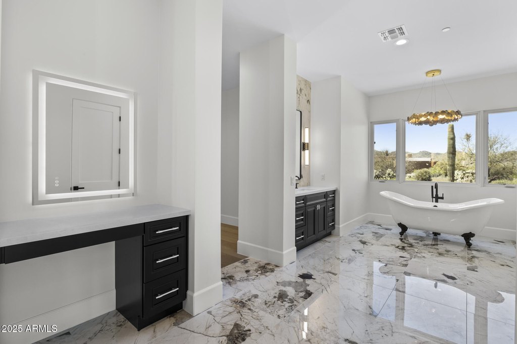 Cave Creek, Arizona, 85331, United States, 5 Bedrooms Bedrooms, ,7 BathroomsBathrooms,Residential,Forsale,2004933