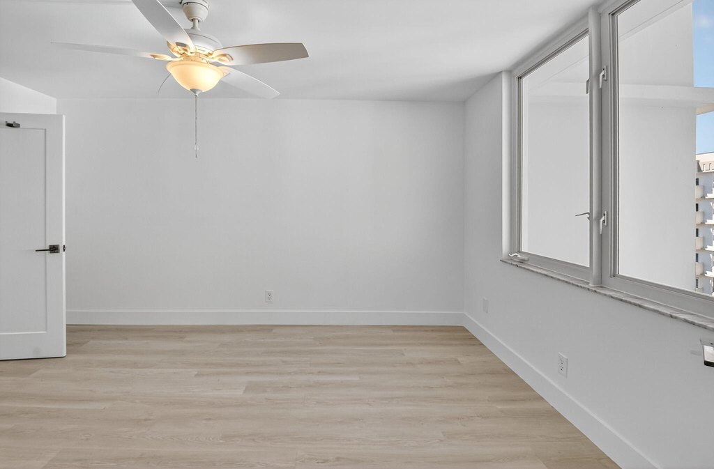 Highland Beach, Florida, 33487, United States, 2 Bedrooms Bedrooms, ,2 BathroomsBathrooms,Residential,Forsale,1969909