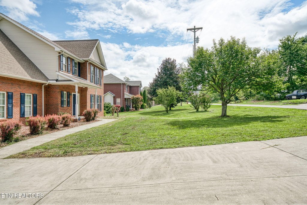 Cookeville, Tennessee, 38506, United States, 3 Bedrooms Bedrooms, ,2.5 BathroomsBathrooms,Residential,Forsale,1942468