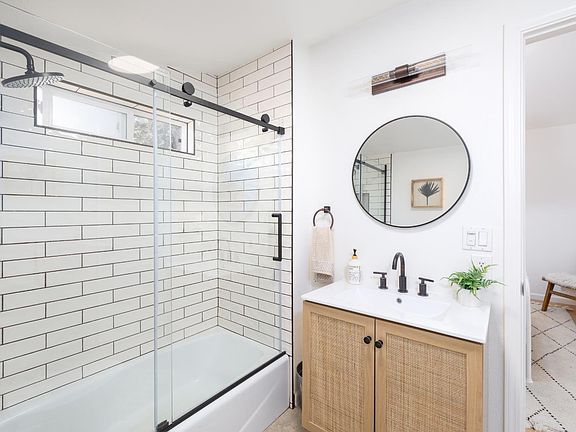 Kenwood, California, 95452, United States, 2 Bedrooms Bedrooms, ,2 BathroomsBathrooms,Residential,Forsale,1985916