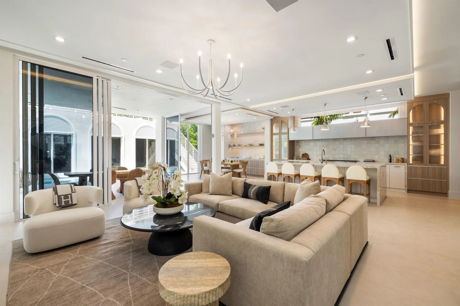 Delray Beach, Florida, 33483, United States, 5 Bedrooms Bedrooms, ,5 BathroomsBathrooms,Residential,Forsale,1969938