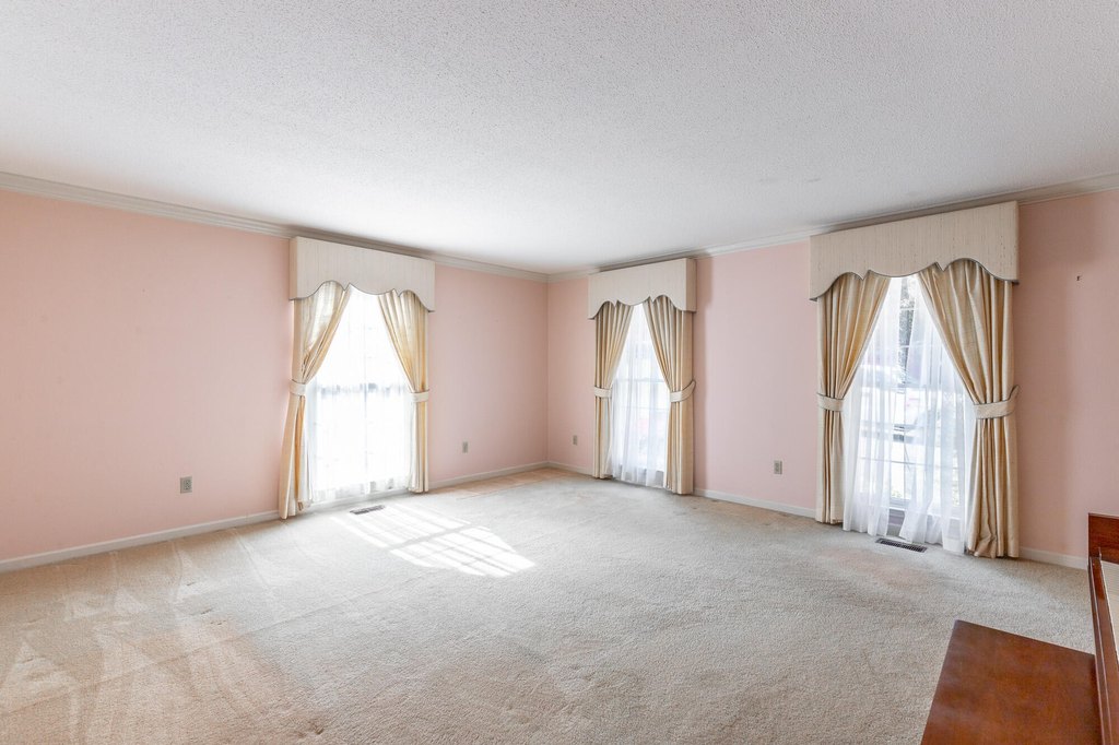 Chattanooga, Tennessee, 37421, United States, 5 Bedrooms Bedrooms, ,4 BathroomsBathrooms,Residential,Forsale,1995318