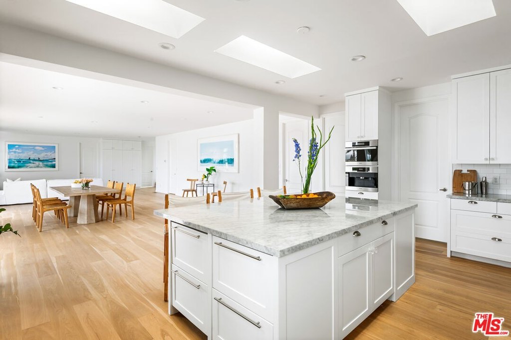 Malibu, California, 90265, United States, 4 Bedrooms Bedrooms, ,2.5 BathroomsBathrooms,Residential,Forsale,1922150