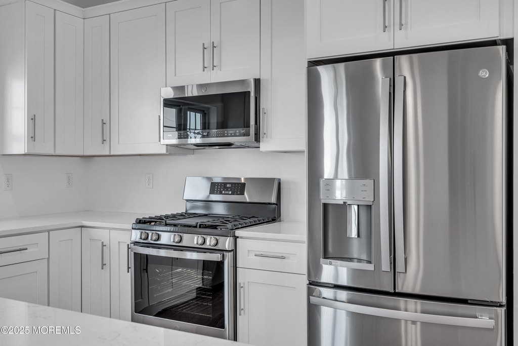 Waretown, New Jersey, 08758, United States, 5 Bedrooms Bedrooms, ,3 BathroomsBathrooms,Residential,Forsale,1964525