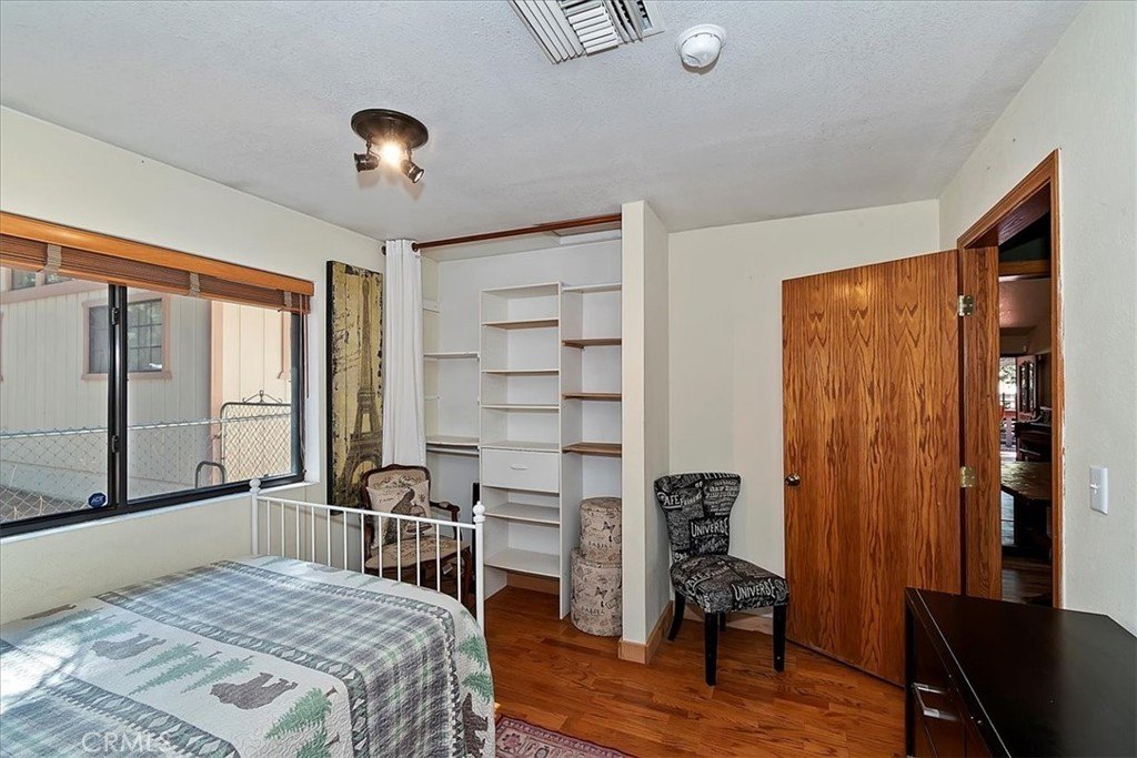 Big Bear, California, 92314, United States, 4 Bedrooms Bedrooms, ,2 BathroomsBathrooms,Residential,Forsale,1992749