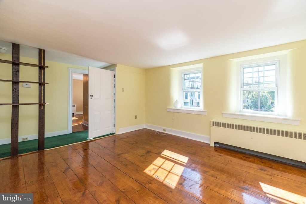 SCHWENKSVILLE, Pennsylvania, 19473, United States, 4 Bedrooms Bedrooms, ,2 BathroomsBathrooms,Residential,Forsale,2004194