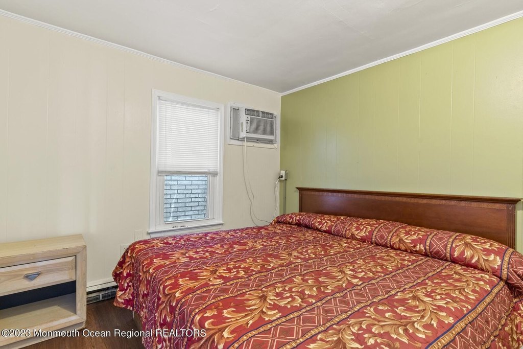 Seaside Heights, New Jersey, 08751, United States, 6 Bedrooms Bedrooms, ,3 BathroomsBathrooms,Residential,Forsale,2004842