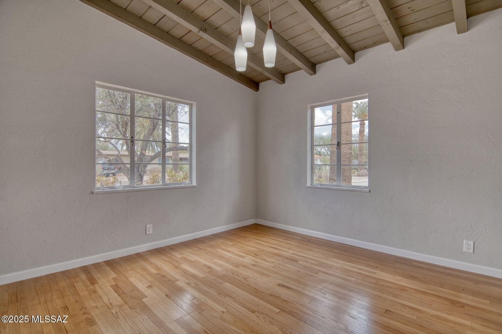 Tucson, Arizona, 85711, United States, 4 Bedrooms Bedrooms, ,2 BathroomsBathrooms,Residential,Forsale,1990103