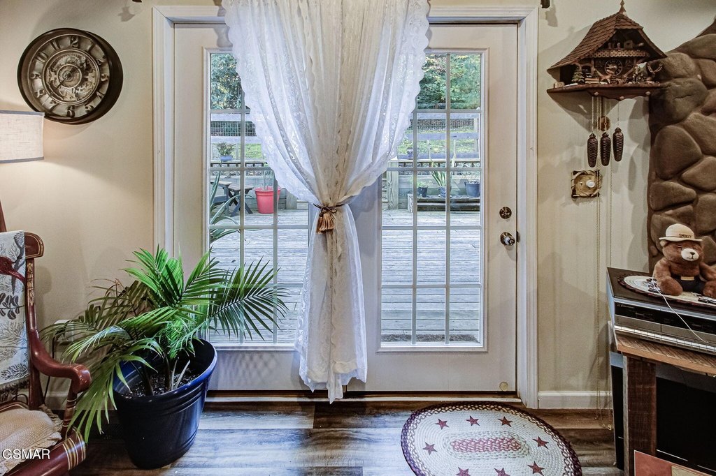 Sevierville, Tennessee, 37876, United States, 3 Bedrooms Bedrooms, ,2.5 BathroomsBathrooms,Residential,Forsale,1999435