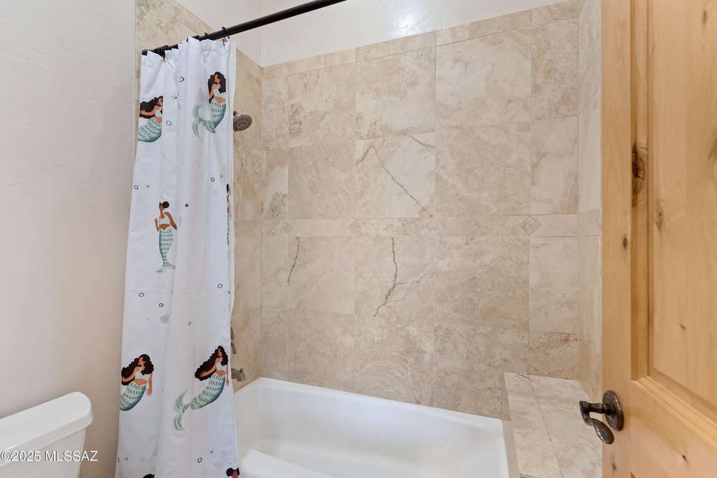 Tucson, Arizona, 85755, United States, 4 Bedrooms Bedrooms, ,5.5 BathroomsBathrooms,Residential,Forsale,1990104