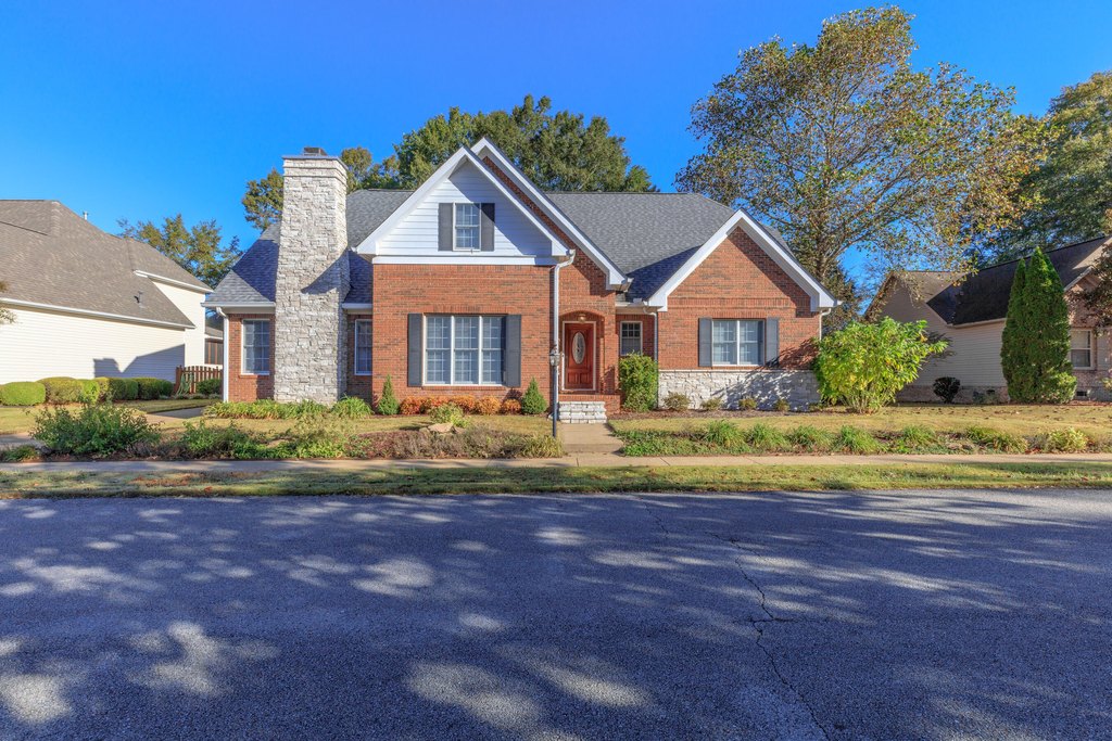 Hixson, Tennessee, 37343, United States, 4 Bedrooms Bedrooms, ,3.5 BathroomsBathrooms,Residential,Forsale,1995322