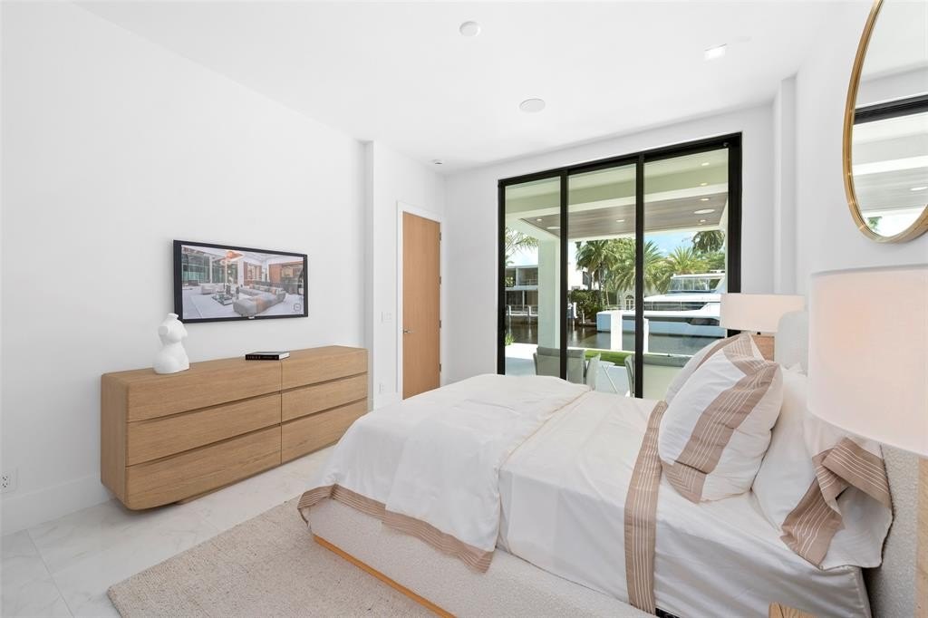 Fort Lauderdale, Florida, 33301, United States, 6 Bedrooms Bedrooms, ,5.5 BathroomsBathrooms,Residential,Forsale,1994100