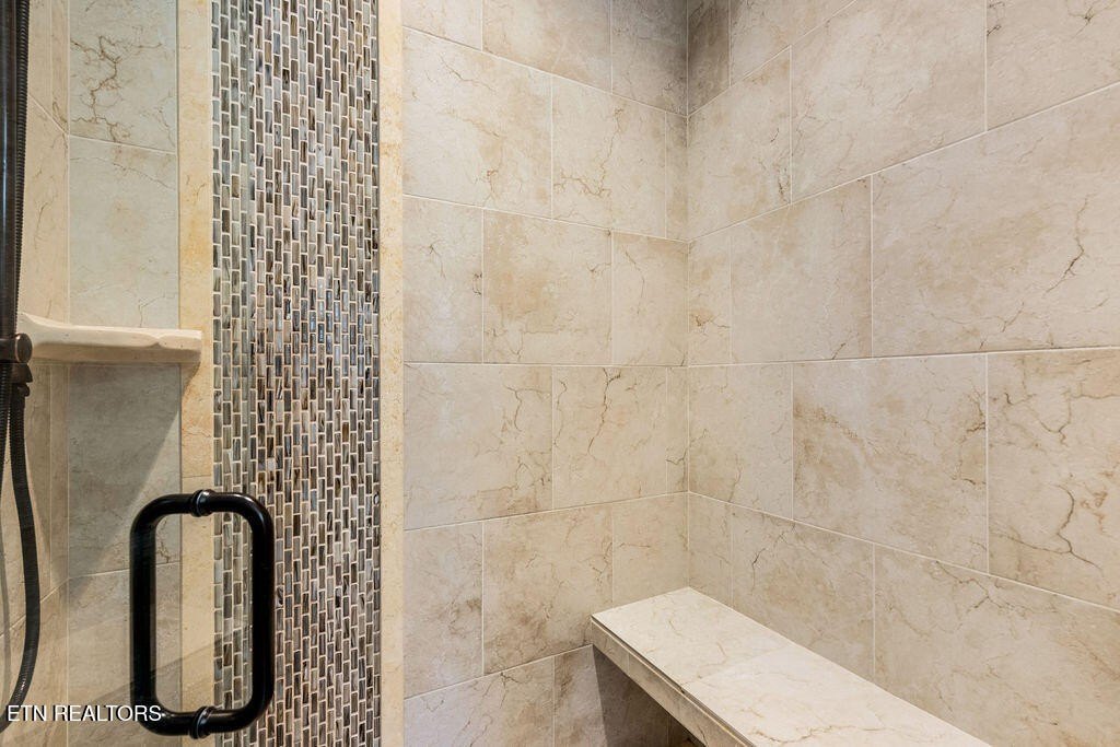 Loudon, Tennessee, 37774, United States, 3 Bedrooms Bedrooms, ,2 BathroomsBathrooms,Residential,Forsale,1999458