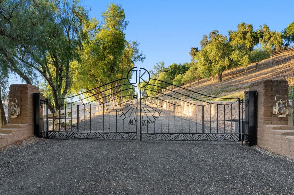 SANTA YNEZ, California, 93460, United States, 45 Bedrooms Bedrooms, ,46 BathroomsBathrooms,Residential,Forsale,2004322