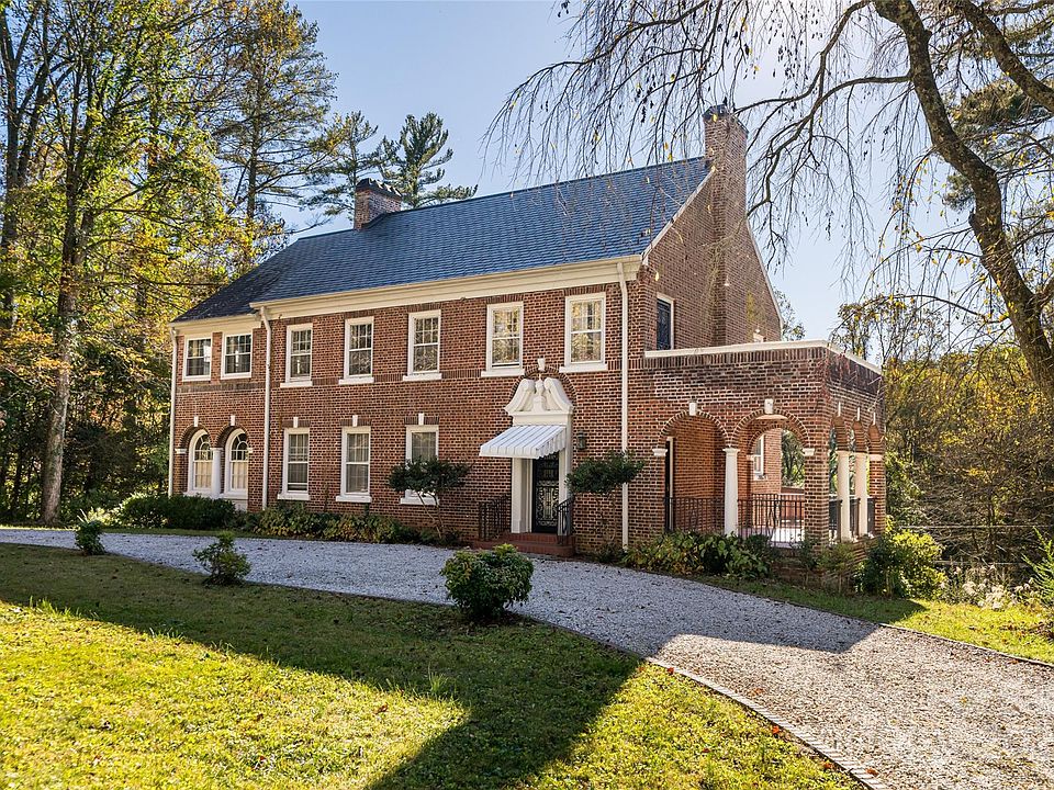 Asheville, North Carolina, 28803, United States, 5 Bedrooms Bedrooms, ,3 BathroomsBathrooms,Residential,Forsale,1986008 Asheville, North Carolina, 28803, United States, 5 Bedrooms Bedrooms, ,3 BathroomsBathrooms,Residential,Forsale,1986008