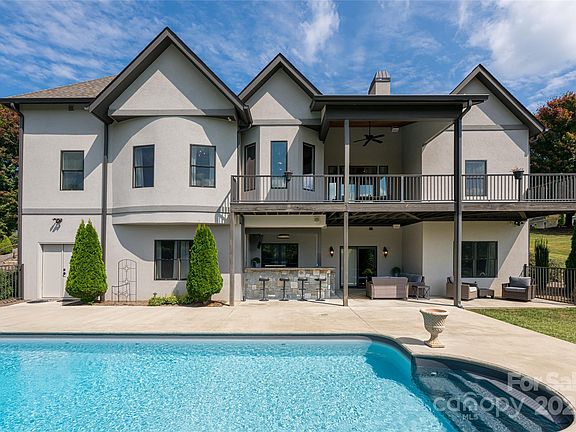 Fletcher, North Carolina, 28732, United States, 4 Bedrooms Bedrooms, ,5 BathroomsBathrooms,Residential,Forsale,1986013