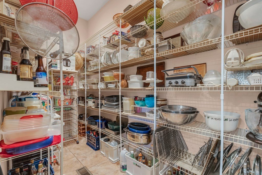 SPARTA, Tennessee, 38583, United States, 3 Bedrooms Bedrooms, ,3.5 BathroomsBathrooms,Residential,Forsale,1929832