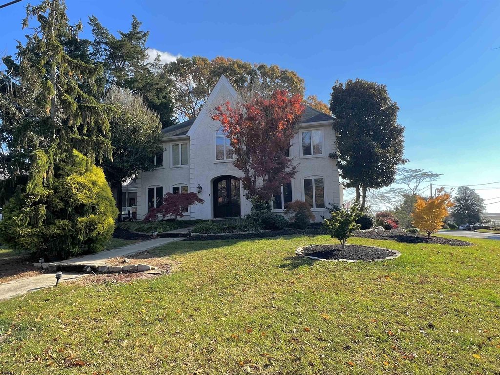 Linwood, New Jersey, 08221, United States, 5 Bedrooms Bedrooms, ,3.5 BathroomsBathrooms,Residential,Forsale,1994001