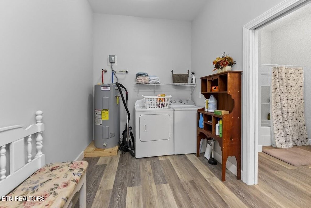 Pikeville, Tennessee, 37367, United States, 4 Bedrooms Bedrooms, ,3.5 BathroomsBathrooms,Residential,Forsale,1886011