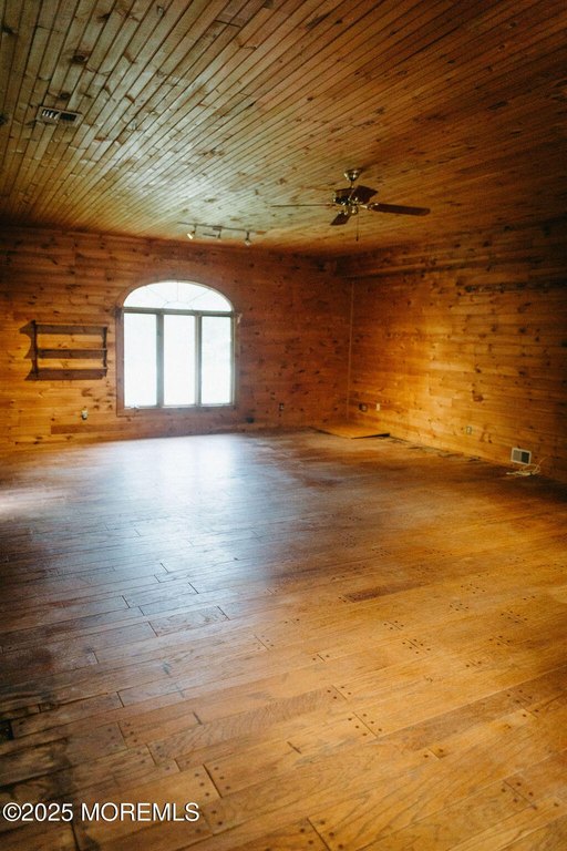 Jackson, New Jersey, 08527, United States, 4 Bedrooms Bedrooms, ,2 BathroomsBathrooms,Residential,Forsale,2008382