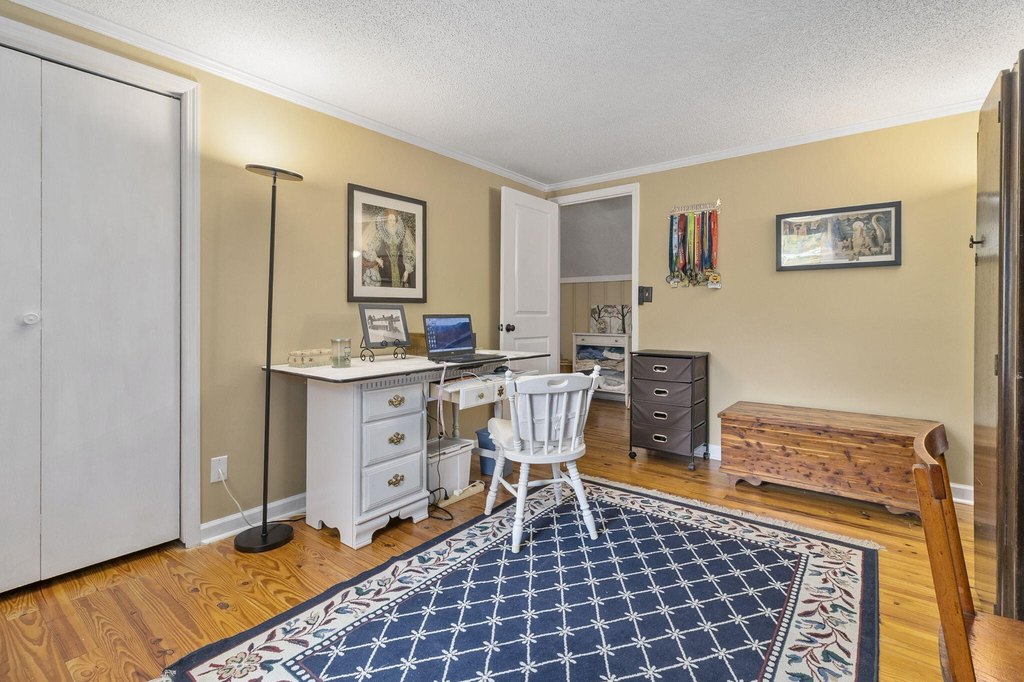 Signal Mountain, Tennessee, 37377, United States, 4 Bedrooms Bedrooms, ,2.5 BathroomsBathrooms,Residential,Forsale,2004666