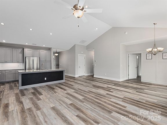 Arden, North Carolina, 28704, United States, 3 Bedrooms Bedrooms, ,3 BathroomsBathrooms,Residential,Forsale,1986019