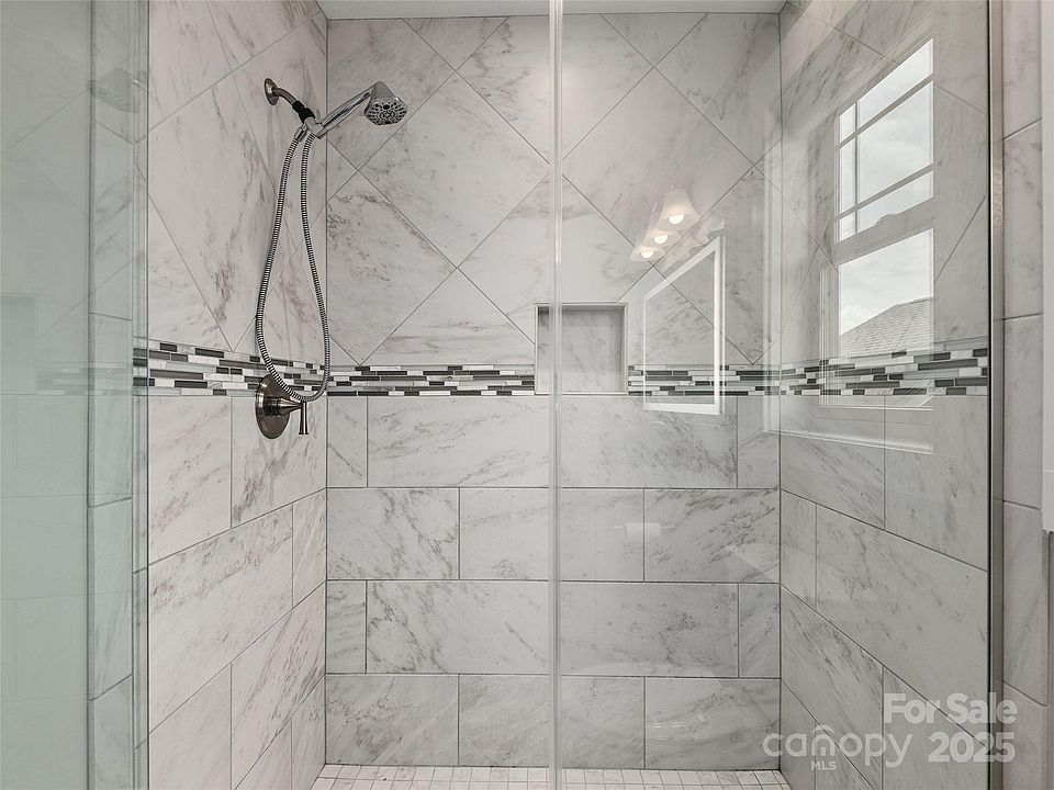 Arden, North Carolina, 28704, United States, 3 Bedrooms Bedrooms, ,3 BathroomsBathrooms,Residential,Forsale,1986019