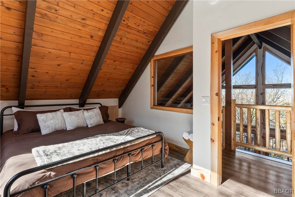 Lake Arrowhead, California, 92352, United States, 4 Bedrooms Bedrooms, ,3 BathroomsBathrooms,Residential,Forsale,1934022