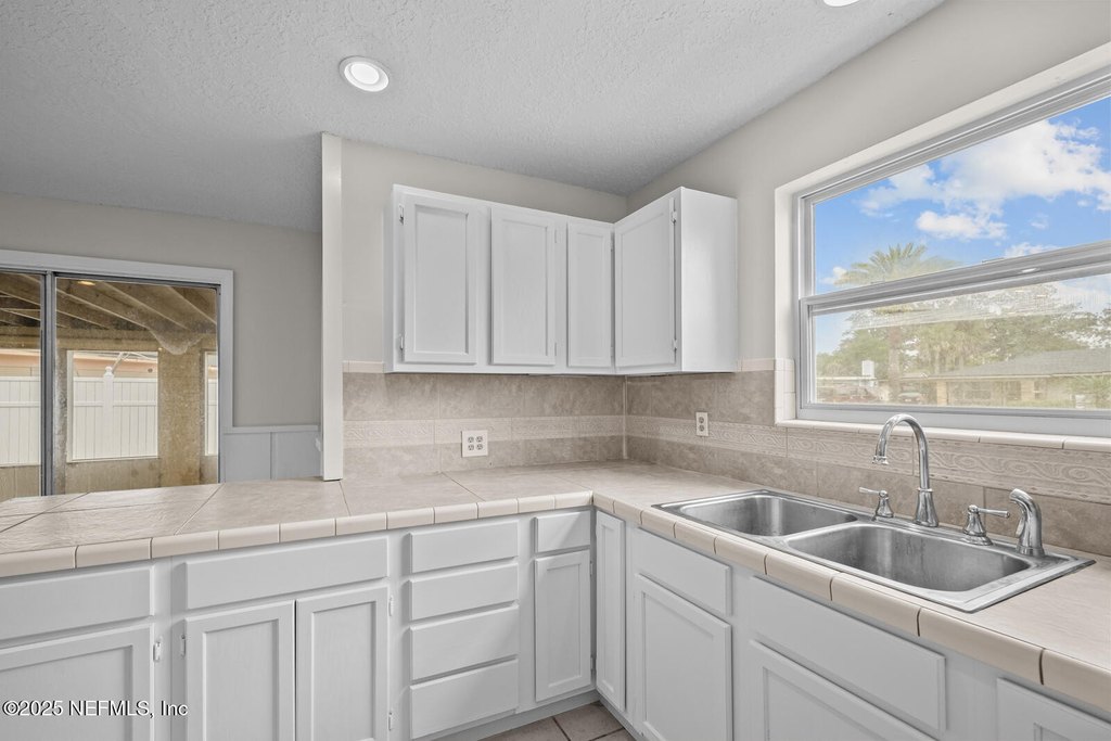 Jacksonville Beach, Florida, 32250, United States, 3 Bedrooms Bedrooms, ,1 BathroomBathrooms,Residential,Forsale,2001139