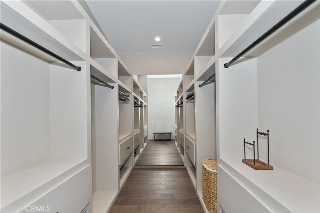 Lake Arrowhead, California, 92352, United States, 3 Bedrooms Bedrooms, ,2.5 BathroomsBathrooms,Residential,Forsale,2000287