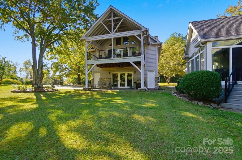 Lake Wylie, South Carolina, 29710, United States, 4 Bedrooms Bedrooms, ,4.5 BathroomsBathrooms,Residential,Forsale,2004559