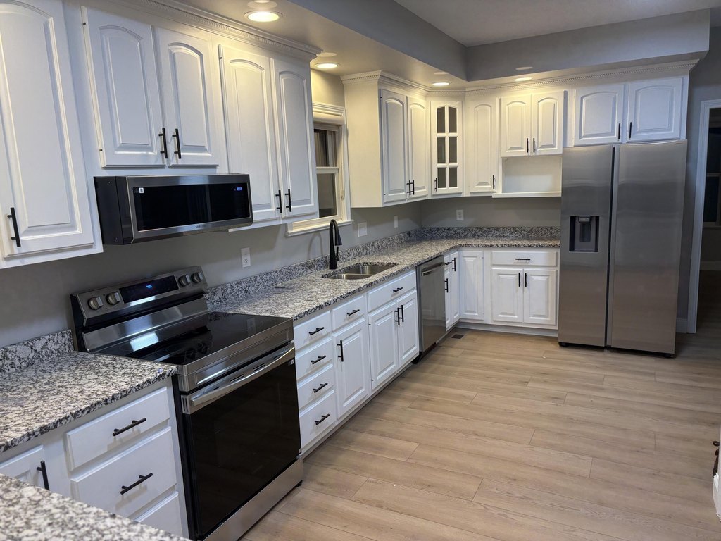 Rutledge, Tennessee, 37861, United States, 3 Bedrooms Bedrooms, ,2.5 BathroomsBathrooms,Residential,Forsale,1988740