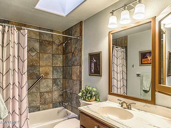 Sedona, Arizona, 86351, United States, 3 Bedrooms Bedrooms, ,2 BathroomsBathrooms,Residential,Forsale,1990074