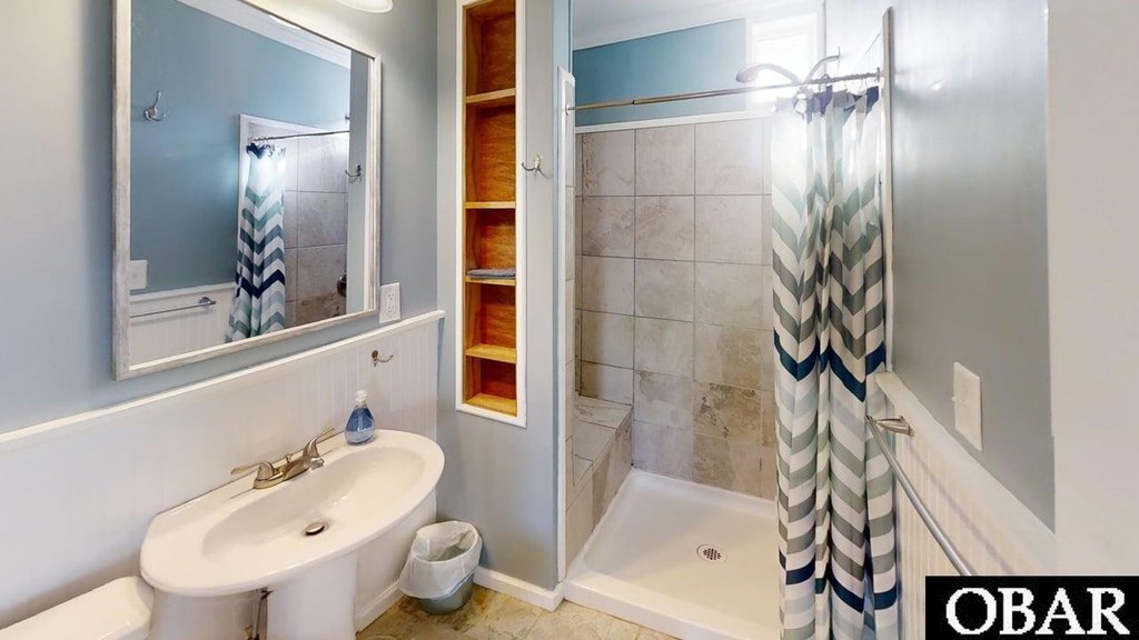 Kill Devil Hills, North Carolina, 27948, United States, 3 Bedrooms Bedrooms, ,2 BathroomsBathrooms,Residential,Forsale,1993771