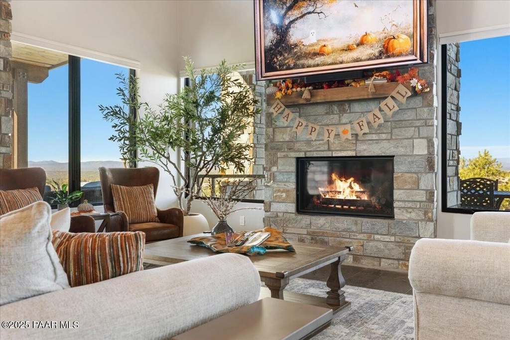 Prescott, Arizona, 86305, United States, 5 Bedrooms Bedrooms, ,5.5 BathroomsBathrooms,Residential,Forsale,1994068