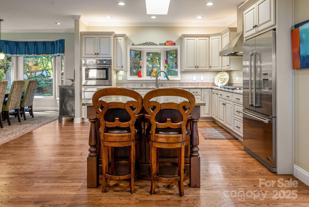 Flat Rock, North Carolina, 28731, United States, 3 Bedrooms Bedrooms, ,3.5 BathroomsBathrooms,Residential,Forsale,1985993