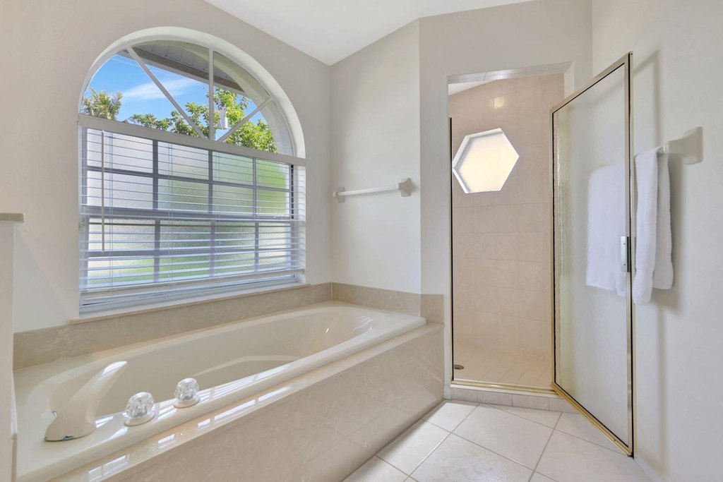 Marco Island, Florida, 34145, United States, 3 Bedrooms Bedrooms, ,2.5 BathroomsBathrooms,Residential,Forsale,2004781