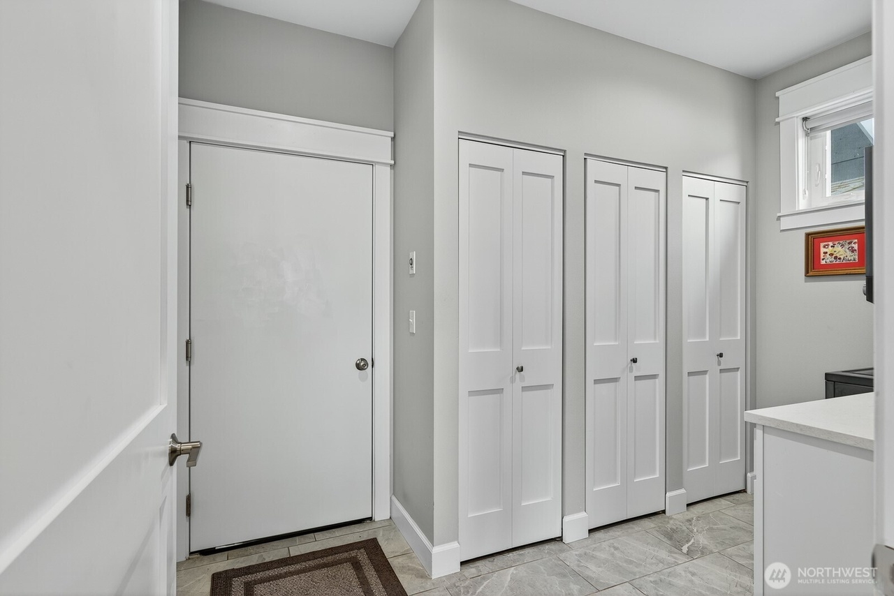 Anacortes, Washington, 98221, United States, 3 Bedrooms Bedrooms, ,2 BathroomsBathrooms,Residential,Forsale,1990713