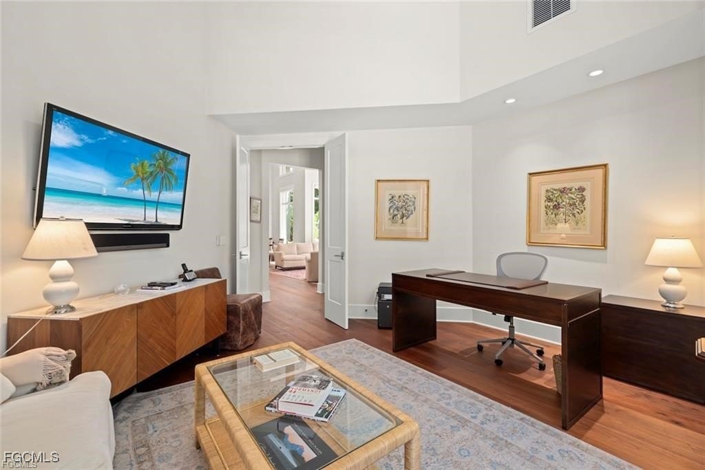 Sanibel, Florida, 33957, United States, 3 Bedrooms Bedrooms, ,4 BathroomsBathrooms,Residential,Forsale,1998634