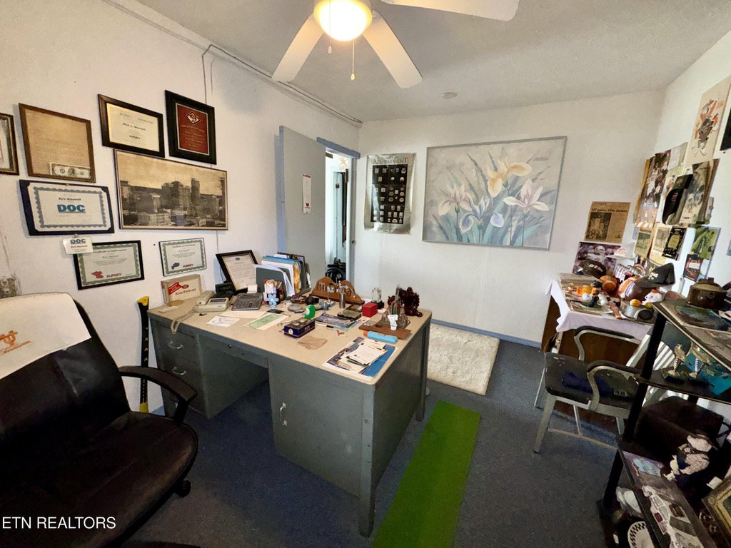 Crossville, Tennessee, 38571, United States, 4 Bedrooms Bedrooms, ,2 BathroomsBathrooms,Residential,Forsale,1996591