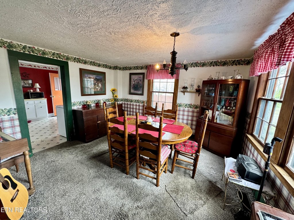 Crossville, Tennessee, 38571, United States, 4 Bedrooms Bedrooms, ,2 BathroomsBathrooms,Residential,Forsale,1996591