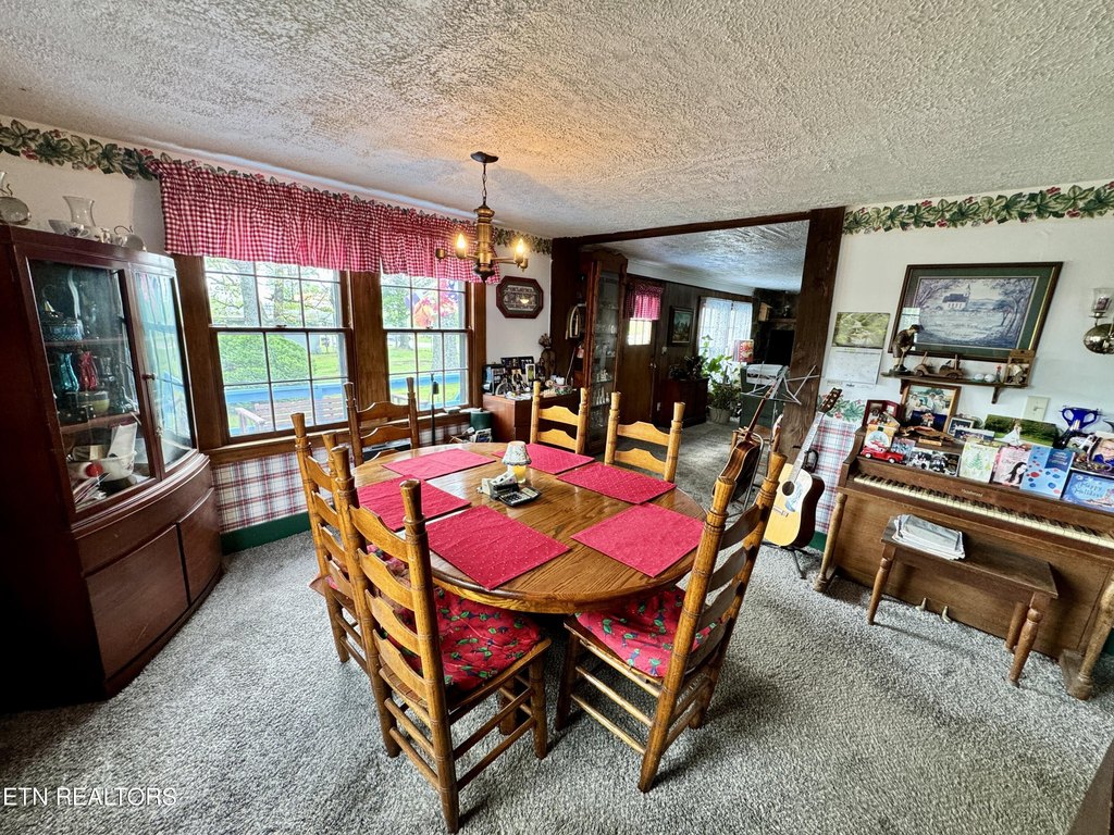 Crossville, Tennessee, 38571, United States, 4 Bedrooms Bedrooms, ,2 BathroomsBathrooms,Residential,Forsale,1996591