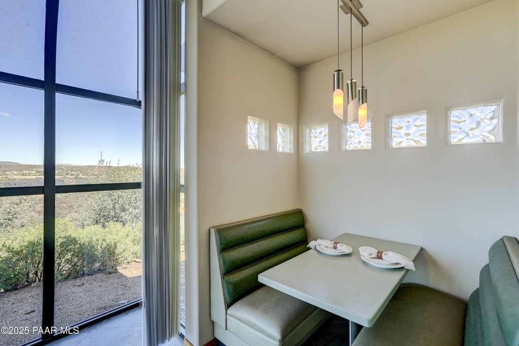 Dewey-Humboldt, Arizona, 86329, United States, 3 Bedrooms Bedrooms, ,2.5 BathroomsBathrooms,Residential,Forsale,1952161