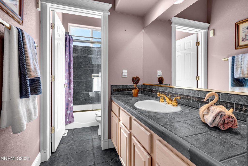 Reno, Nevada, 89502, United States, 3 Bedrooms Bedrooms, ,2.5 BathroomsBathrooms,Residential,Forsale,2004201