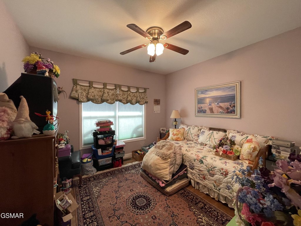 Dandridge, Tennessee, 37725, United States, 3 Bedrooms Bedrooms, ,2.5 BathroomsBathrooms,Residential,Forsale,1999447